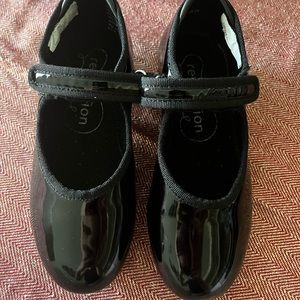 Revolution dancewear tap shoes for girls